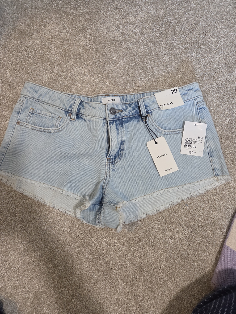 Forever 21 Low Rise Slim Fit Festival Shorts Size 29 100% Cotton